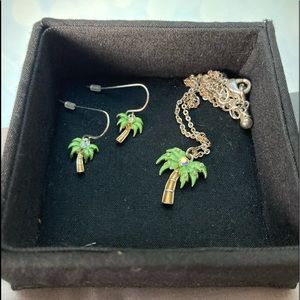 Palm Tree necklace and earring set 🌴